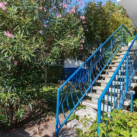 Διαμέρισμα Les Mats-1 By Interhome *