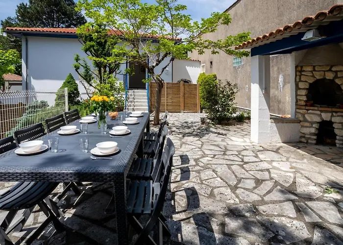 Les Mats-1 By Interhome 公寓